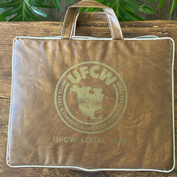 Vintage Faribo Pak-A-Robe Plaid Stadium Blanket w/ Fringe. Faribault, Minnesota - Picture 5 of 13